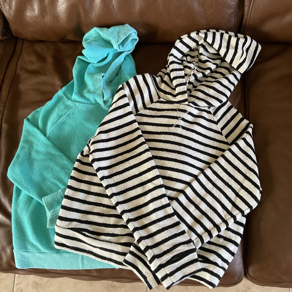 2 Cat & Jack Pullover Hoodies  Kids